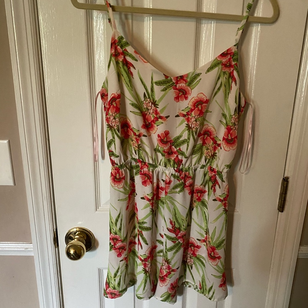 Tropical flowered romper